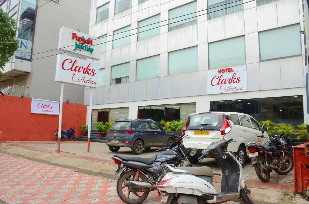 Hotel Clarks Collection Vadodara Buitenkant foto