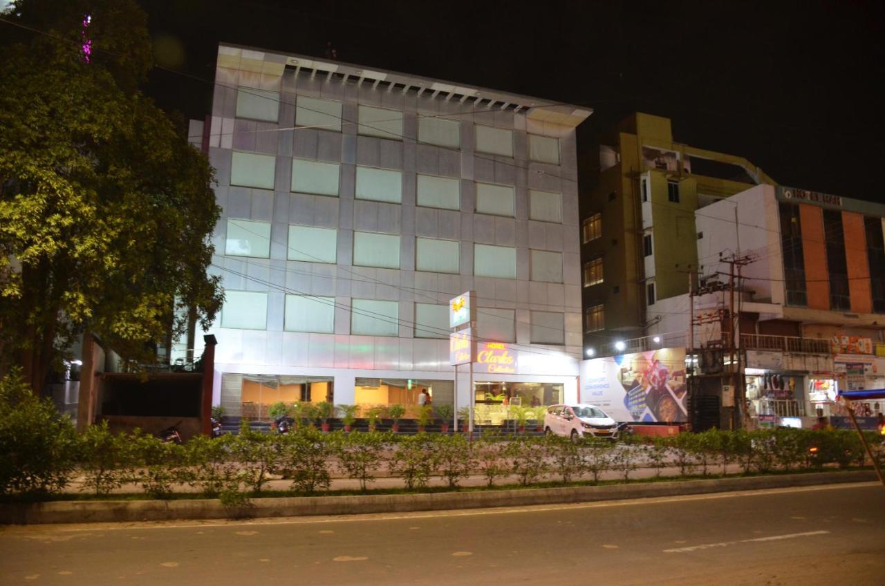Hotel Clarks Collection Vadodara Buitenkant foto