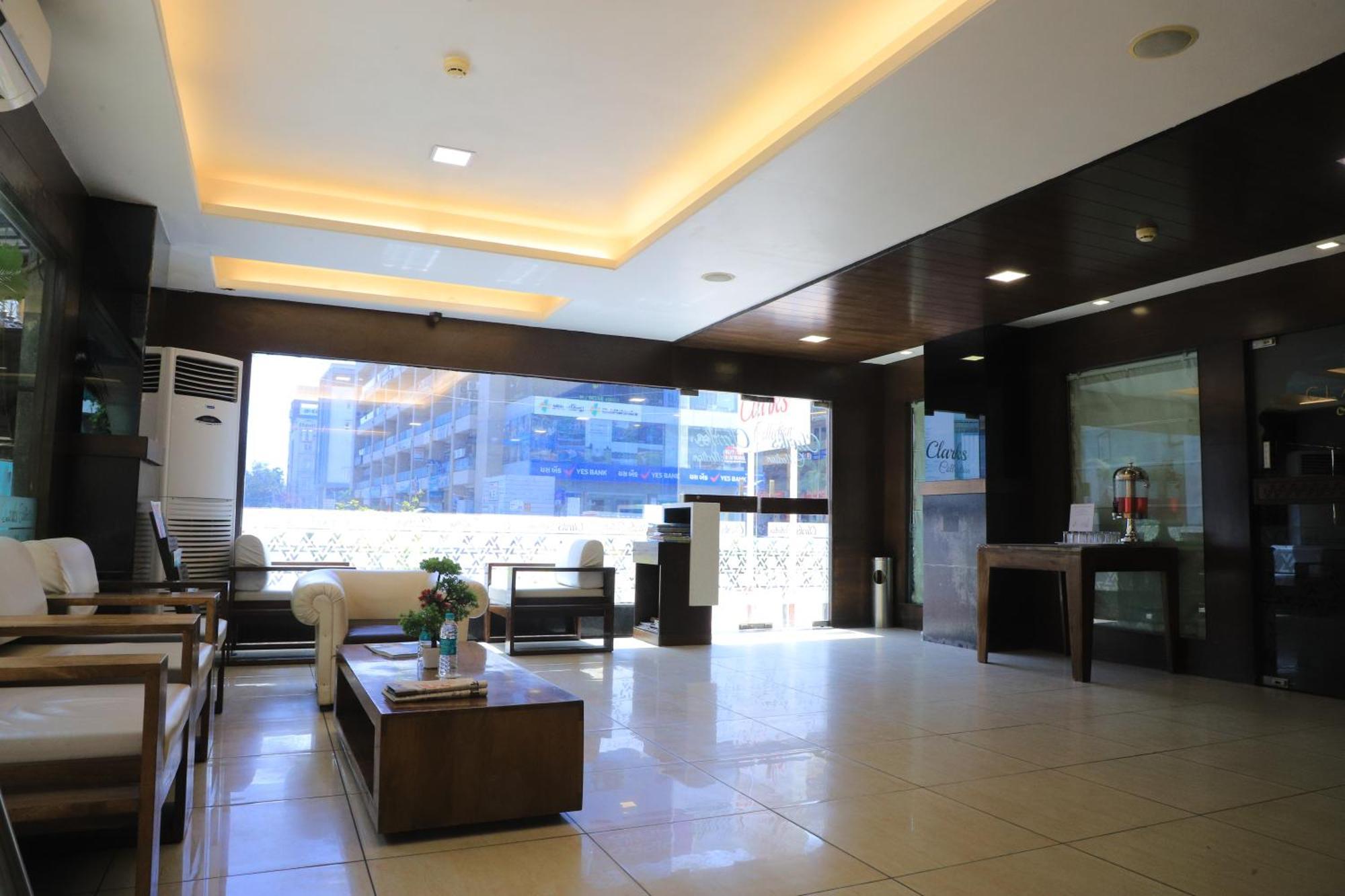Hotel Clarks Collection Vadodara Buitenkant foto