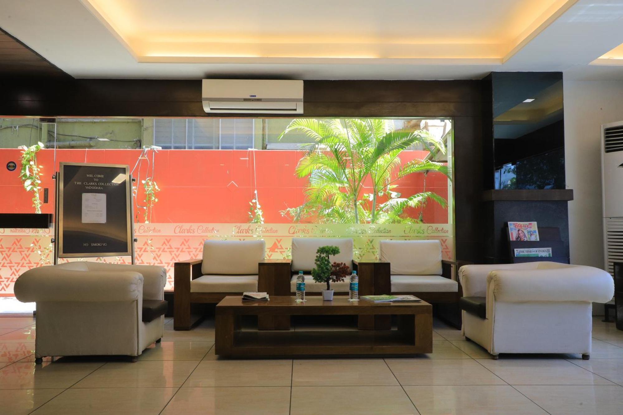 Hotel Clarks Collection Vadodara Buitenkant foto
